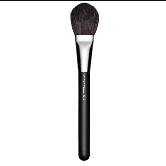 MAC 127 SYNTHETIC SPLIT FIBRE FACE BRUSH - Picture 1 of 4